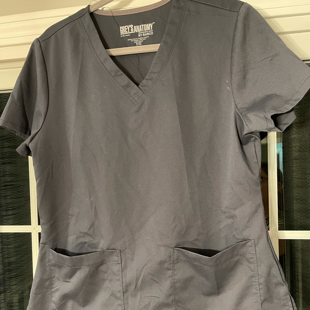 Greys anatomy scrub top